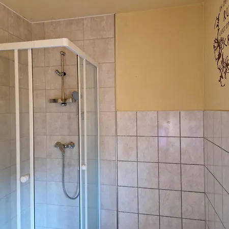 Esther Apartment